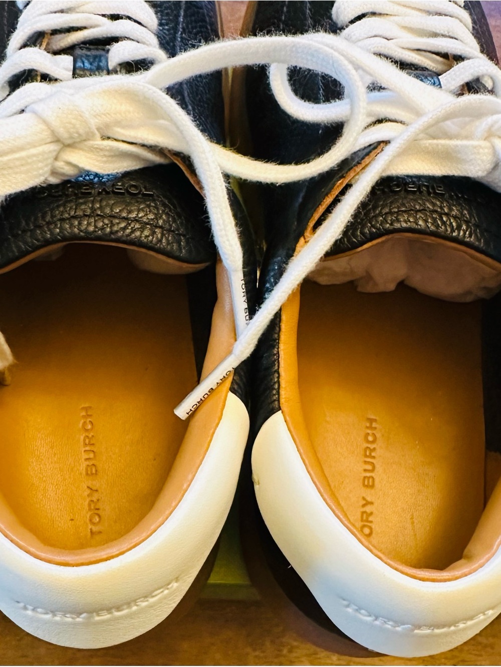 Tory Burch Phoenix Sneaker Tumbled Leather Black/Purity Trainers EU 38.5 US 8.5 - Picture 5 of 12